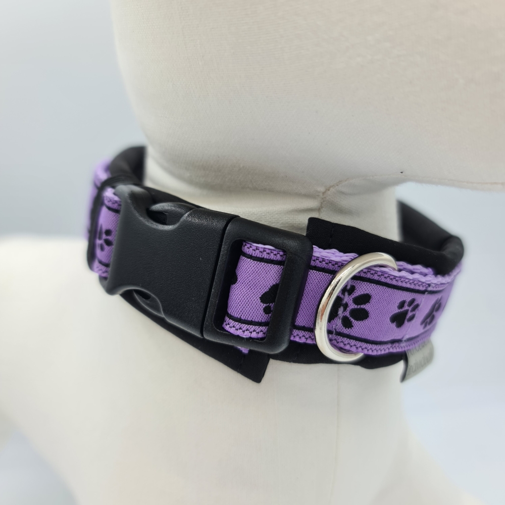Halsband schwarz-lila mit Pfötchen, verstellbar & gepolstert